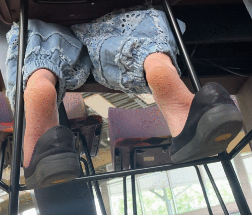 Blond Girl Loves to Heelpop in her Pretty Flats - Image 5