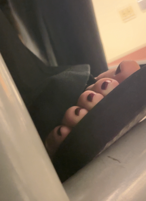 Getting a Very Close View of my Cute Friends Toes - Image 3